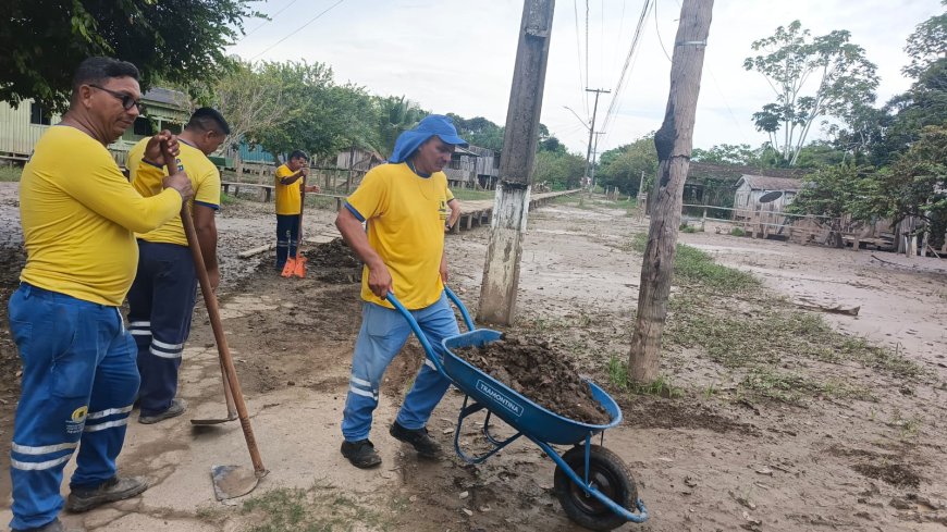 Equipes da Prefeitura começam o trabalho de limpeza no pós-cheia