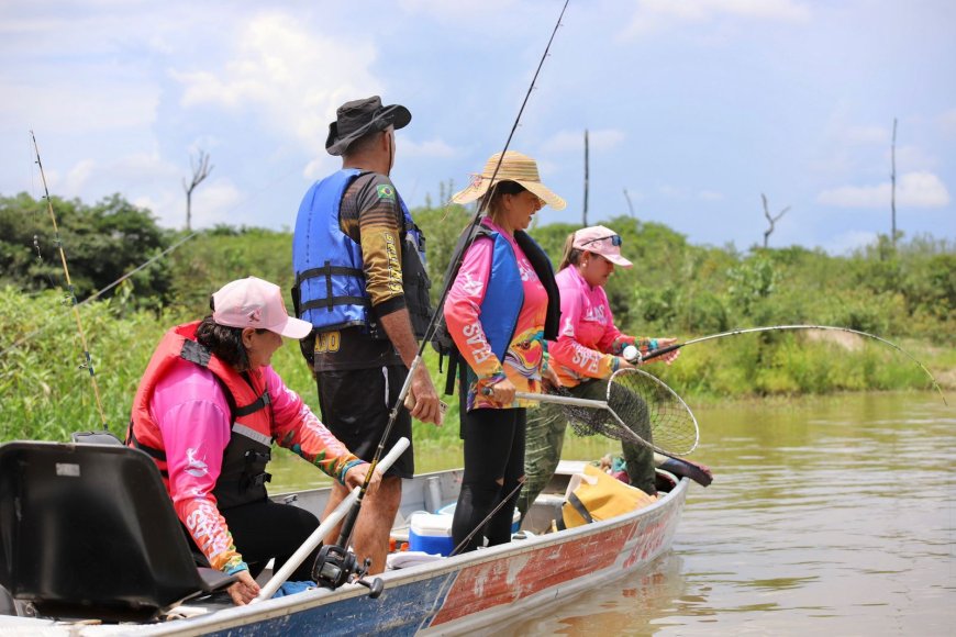 Paixão pela pesca e grandes prêmios: conheça o Circuito Elas Pescando