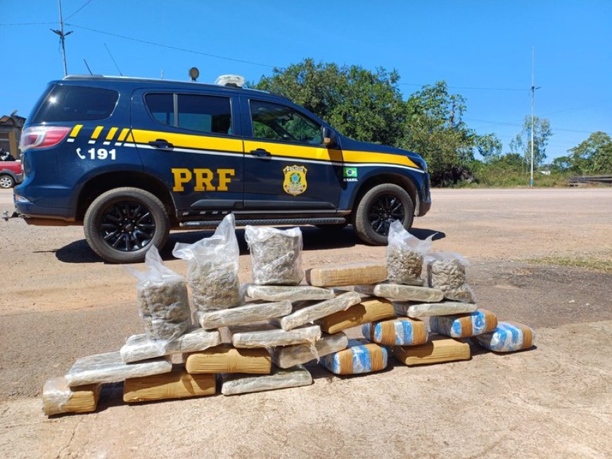 PRF apreende 23 kg de drogas em táxi na BR-364, em Porto Velho