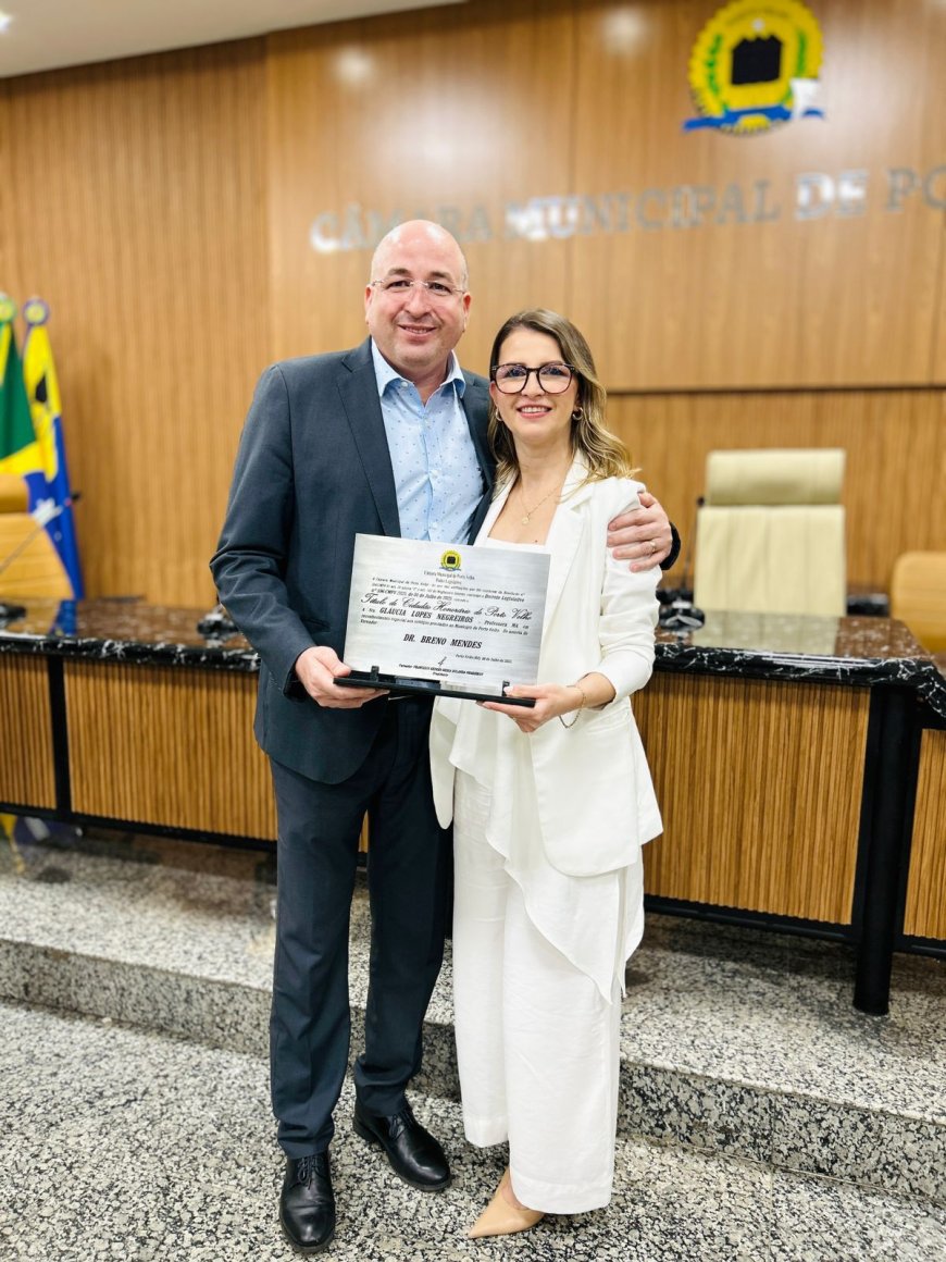 Câmara Municipal entrega Título de Cidadã Honorária à professora Gláucia Negreiros