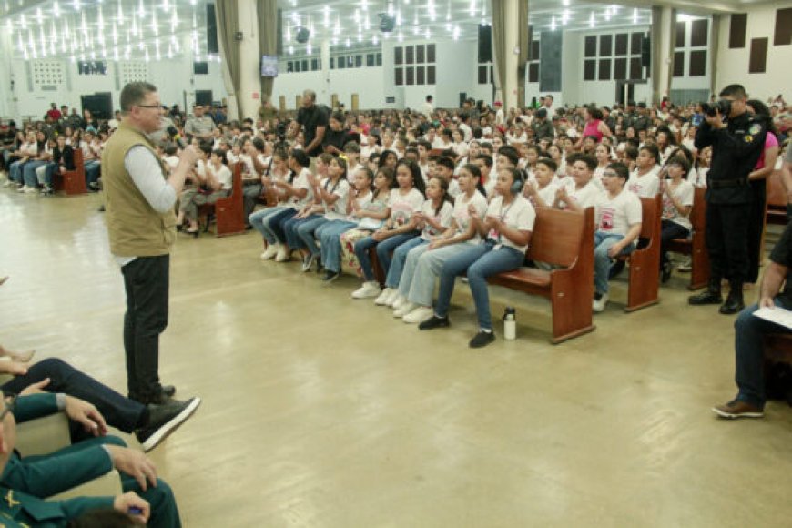 Formatura do Proerd reúne 800 alunos em Porto Velho e reforça ações contra drogas e violência