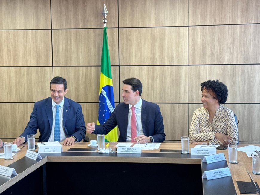 Deputada Sílvia Cristina volta a cobrar mais voos e redução nos preços das passagens aéreas em Rondônia