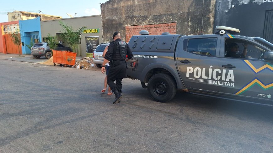 BPTAR prende motorista armado em caminhonete após denúncia