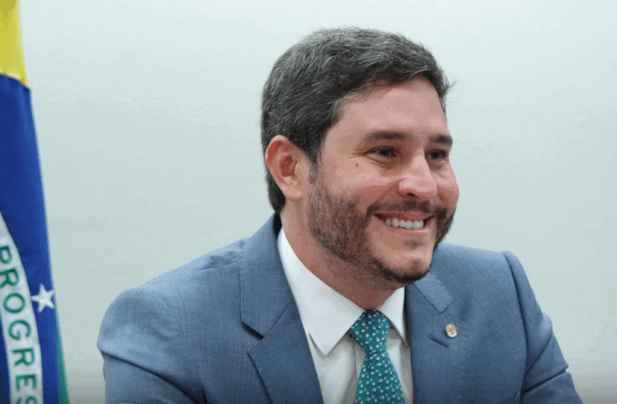 Maurício Carvalho promove seminário em Rondônia para debater direitos de motoristas de aplicativo e entregadores