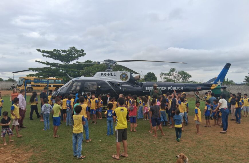 VÍDEO – HOMEM É RESGATADO DE HELICÓPTERO APÓS CAIR DE TELHADO EM ESCOLA DE RIO PARDO
