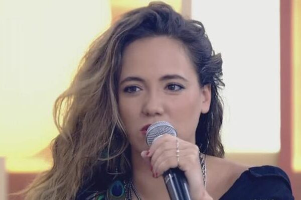 Cantora Tiê faz participação especial na VII Mostra Cultural do TJRO