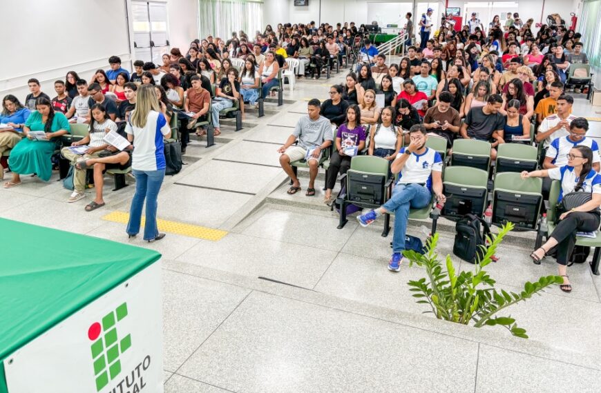 10º Acelero Enem encerra ciclo do projeto da Elero em Guajará-Mirim com casa cheia e dicas para as provas