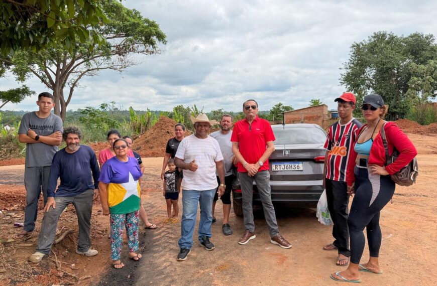 Dr. Macário comemora asfaltamento da&hellip;