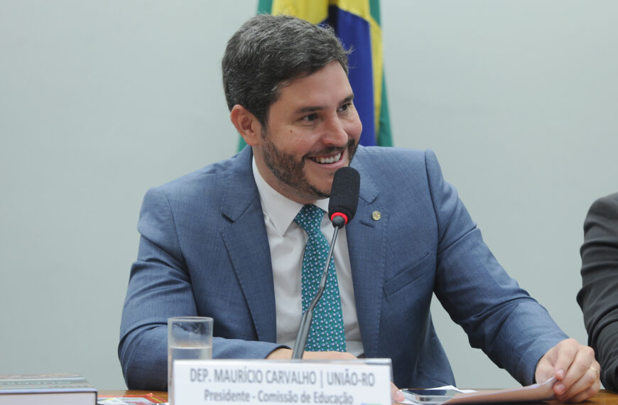 Câmara aprova salários de até&hellip;