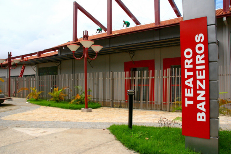 Teatro Banzeiros passa por manutenção&hellip;