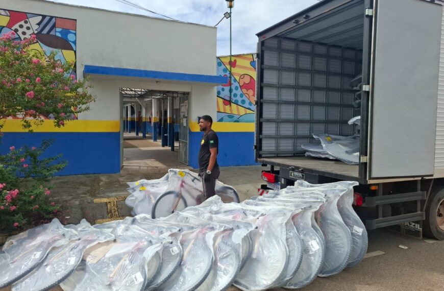 Semed entrega 145 bicicletas a&hellip;