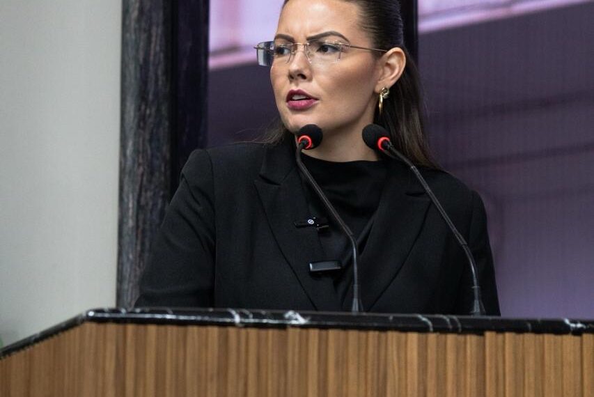 Sofia Andrade propõe mais transparência sobre multas de trânsito em Porto Velho