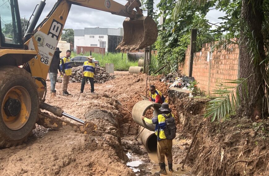 Prefeitura executa obra de drenagem e melhora escoamento de águas no bairro Floresta