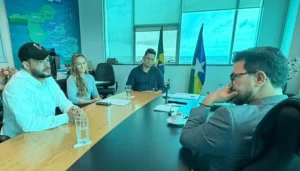 Deputado Edevaldo Neves participa de reunião na Casa&hellip;