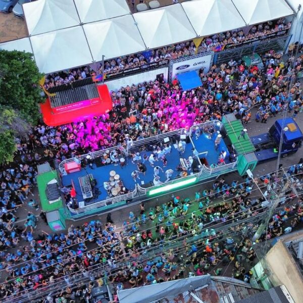 Hoje tem Banda do Vai Quem Quer arrastando multidão em Porto Velho