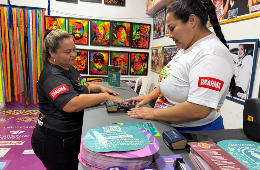 Abadás da Banda ainda podem ser comprados na sede do bloco ou nos supermercados Nova Era