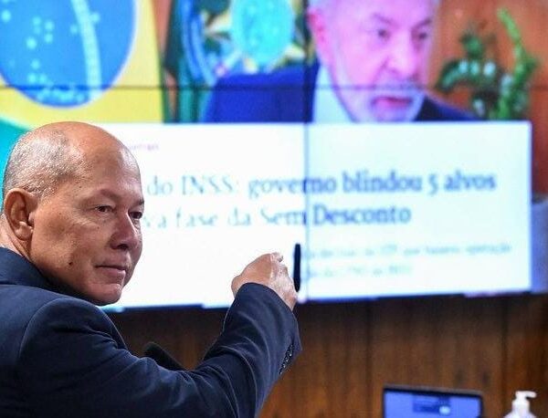 CPMI do INSS: Coronel Chrisóstomo cobra coerência do governo e defende avanço das investigações