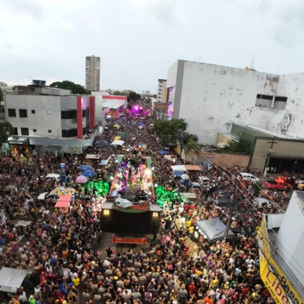 Nota Oficial: Banda do Vai Quem Quer esclarece motivos de ter mantido o trio elétrico parado durante o desfile