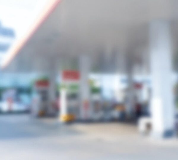 Jovem é preso suspeito de tentativa de homicídio; vítima é atingida na cabeça e nas costas