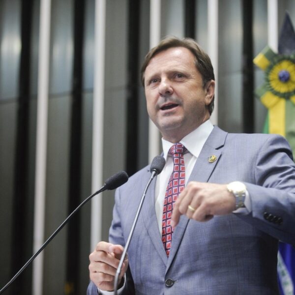 Procuradoria Regional Eleitoral entende que o ex-senador Acir Gurgacz pode disputar a eleição deste ano