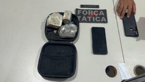 MÃE E FILHA SÃO PRESAS COM DROGAS DURANTE&hellip;