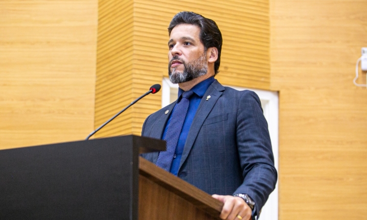 Alerta na educação: Delegado Camargo denuncia fechamento de 18 escolas em Rondônia