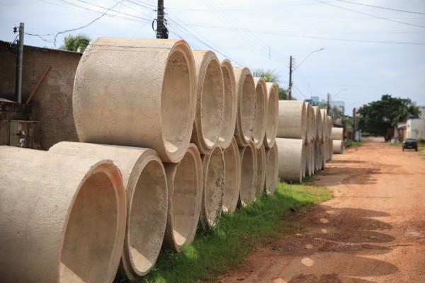 Prefeitura inicia obras de drenagem profunda no bairro Industrial