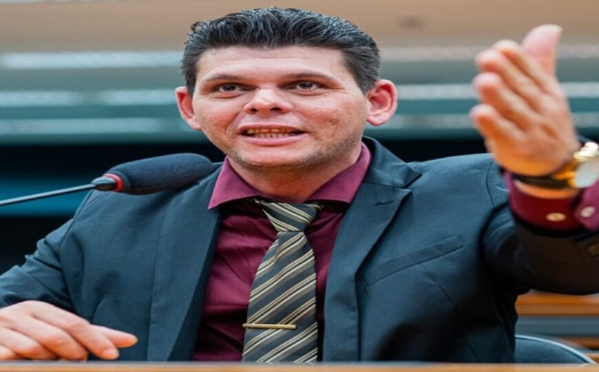 Vereador solicita afastamento em meio a processo de julgamento após caso chegar ao Legislativo