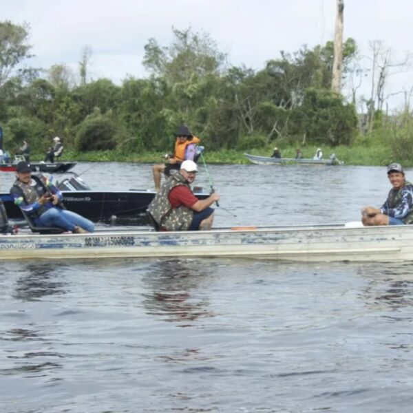 Pimenteiras do Oeste promove o 5º Campeonato de Pesca Esportiva no Rio Guaporé, impulsionando o turismo e a economia local