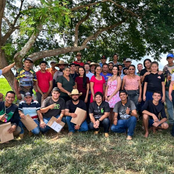 Recurso da deputada Sílvia Cristina garante curso de operador e manutenção de trator, em Alvorada do Oeste