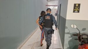 Na noite desta quarta-feira, uma mulher de 46&hellip;