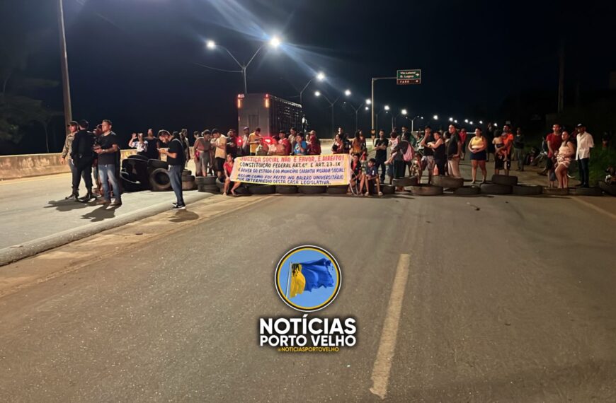 PROTESTO: moradores fecham BR e cobram prefeito por abandono em Porto Velho