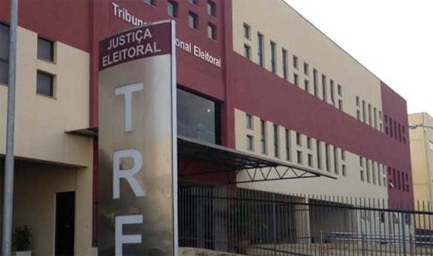 Justiça Eleitoral manda retirar jingle irregular em apoio a Adailton Fúria