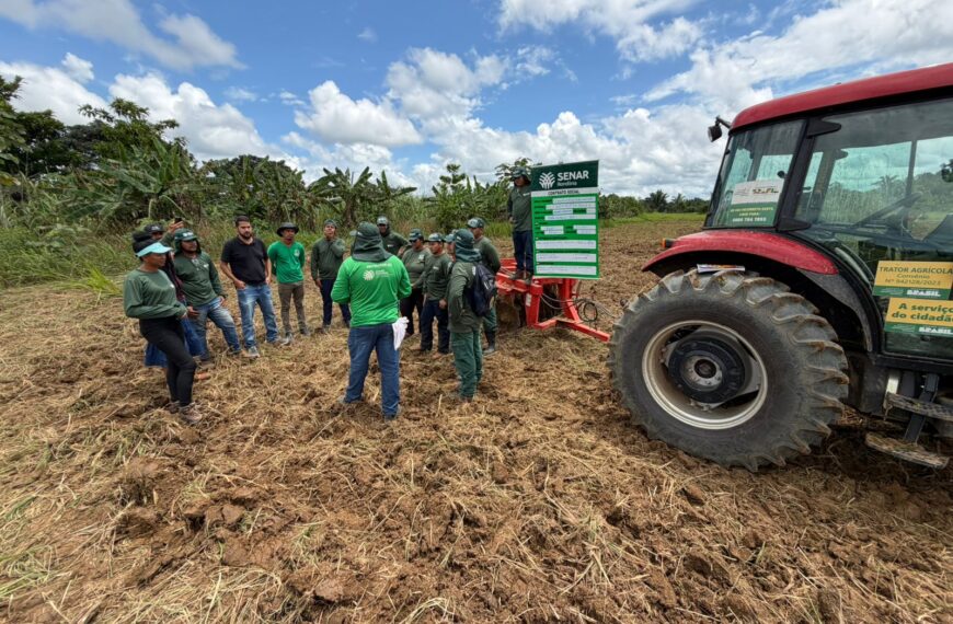 Curso de manutenção de trator leva capacitação ao campo em Porto Velho