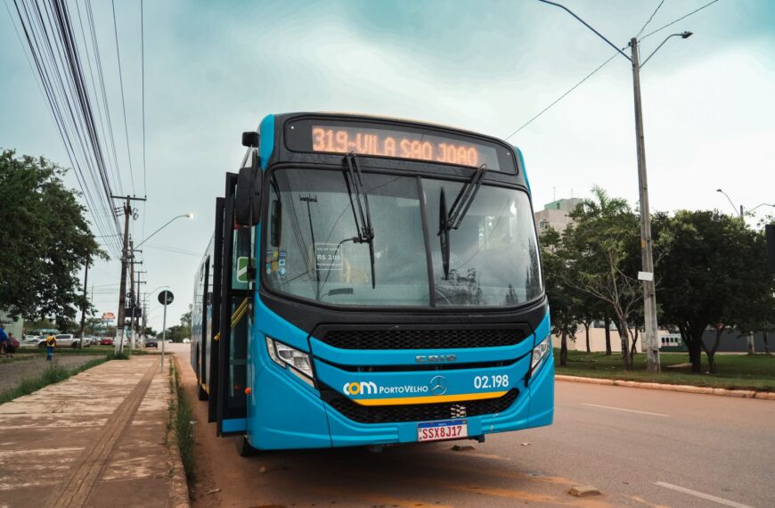 Nova linha de ônibus na BR-319 amplia mobilidade e muda rotina de moradores da zona rural