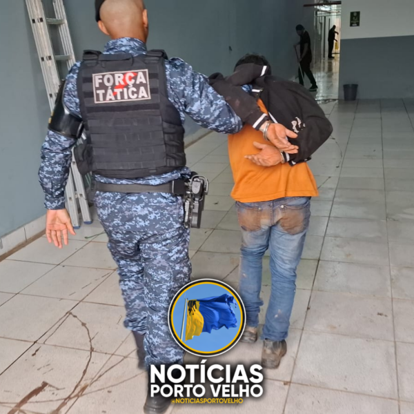 PASSAGEIRO ARMADO É PRESO EM CARRO DE APLICATIVO EM PORTO VELHO