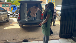 MULHERES SÃO PRESAS AO TENTAREM ENTRAR COM DROGAS&hellip;