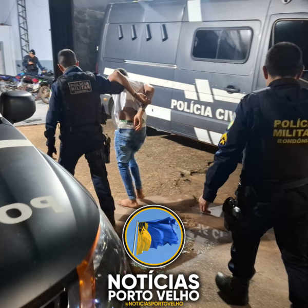 INTEGRANTE DO PCC É PRESO NO MORAR MELHOR EMPURRANDO MOTOCICLETA FURTADA