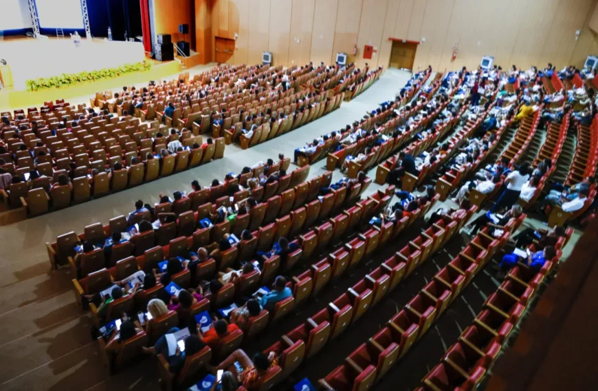 Seminário do Saero destaca avanços na educação e reforça parceria entre estado e municípios