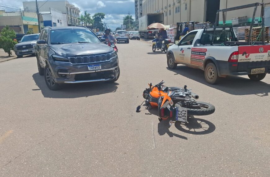 MOTOCICLISTA FICA GRAVEMENTE FERIDO APÓS COLISÃO COM JEEP EM PORTO VELHO