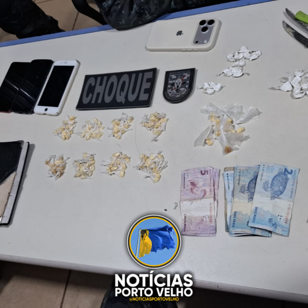 Oficina vira fachada para tráfico e polícia descobre “estoque” de drogas escondido em banheiro
