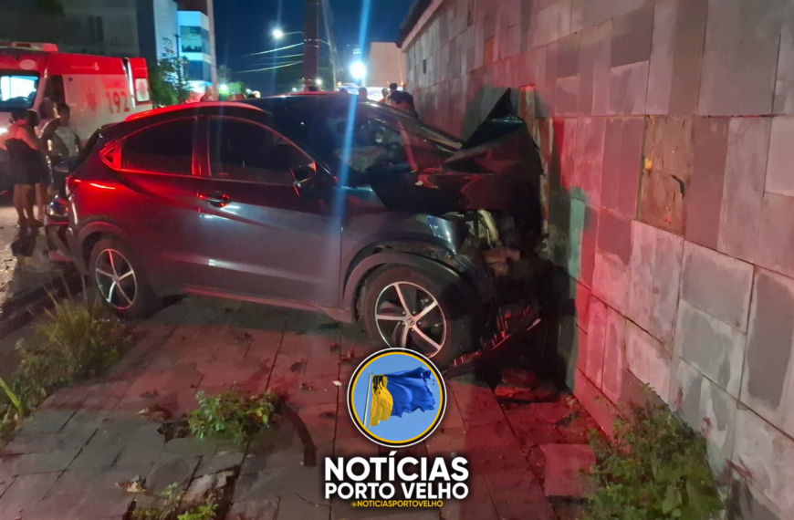 GRAVE ACIDENTE: colisão entre carros deixa mãe, duas crianças e um homem feridos na região central de Porto Velho