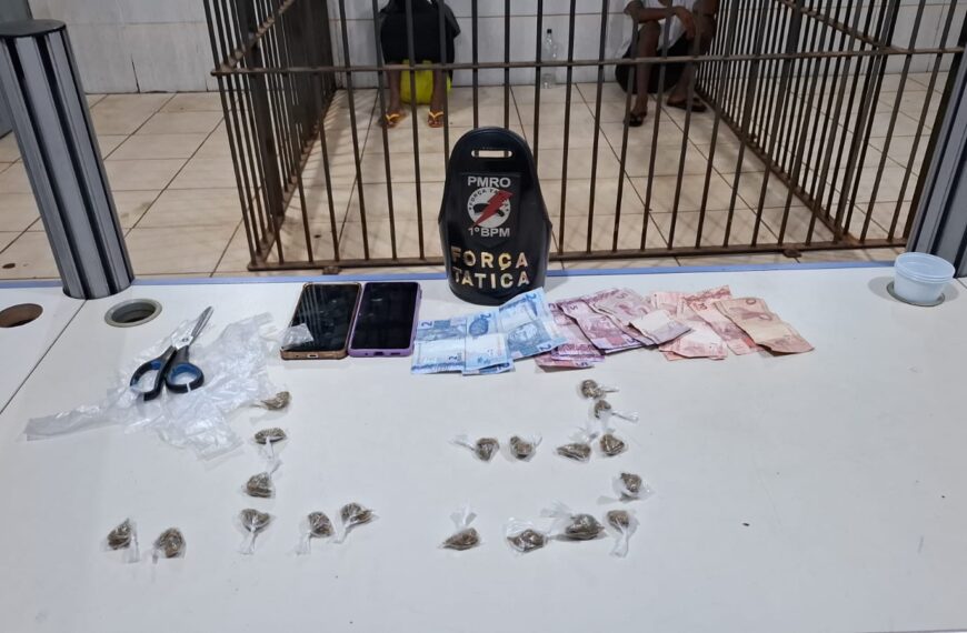 Dupla é flagrada com drogas e esquema de PIX durante operação da PM no Centro de Porto Velho