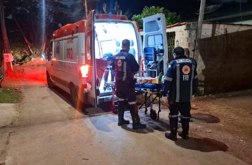 TRIBUNAL DO CRIME: HOMEM É ESPANCADO POR MEMBROS DE FACÇÃO APÓS ACUSAÇÃO DE ROUBO NO BAIRRO COSTA E SILVA