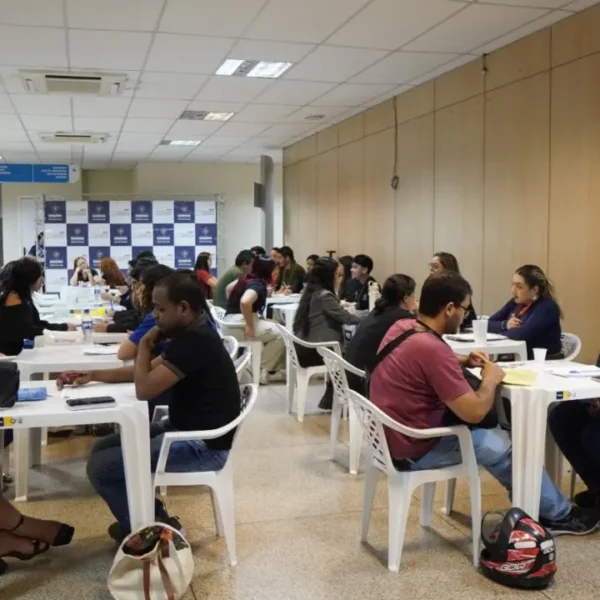 Feirão de Oportunidades capacita trabalhadores e amplia acesso ao mercado de trabalho em Porto Velho