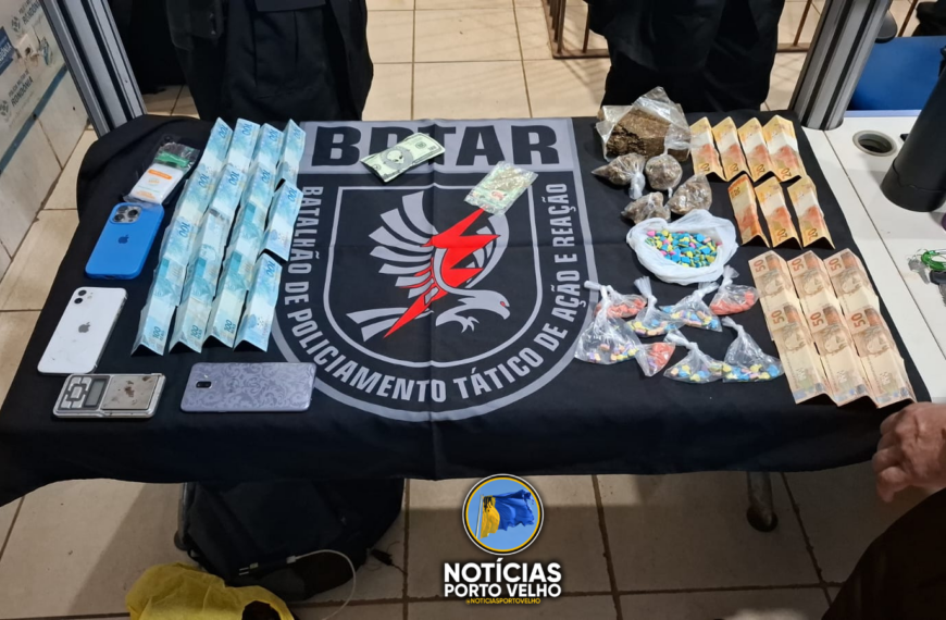 Operação da PM desarticula ponto de tráfico e apreende mais de 570 gramas de drogas, 183 comprimidos sintéticos e dinheiro&hellip;