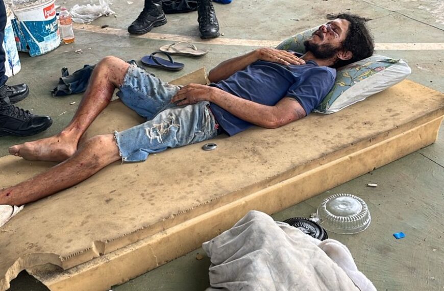 REVOLTA POPULAR: HOMEM SUSPEITO DE AGREDIR GRÁVIDA É ESPANCADO EM PRÉDIO ABANDONADO