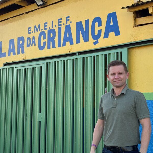 APÓS VISITA DO VEREADOR PASTOR BRUNO LUCIANO, PEDIDO SOBRE FALTA DE ENERGIA É ATENDIDO NA ESCOLA MUNICIPAL LAR DA CRIANÇA
