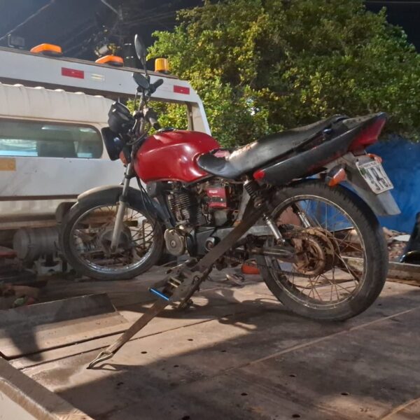 CONDENADA POR HOMICÍDIO É PRESA COM DROGA E MOTO ADULTERADA EM FISCALIZAÇÃO DA PRF