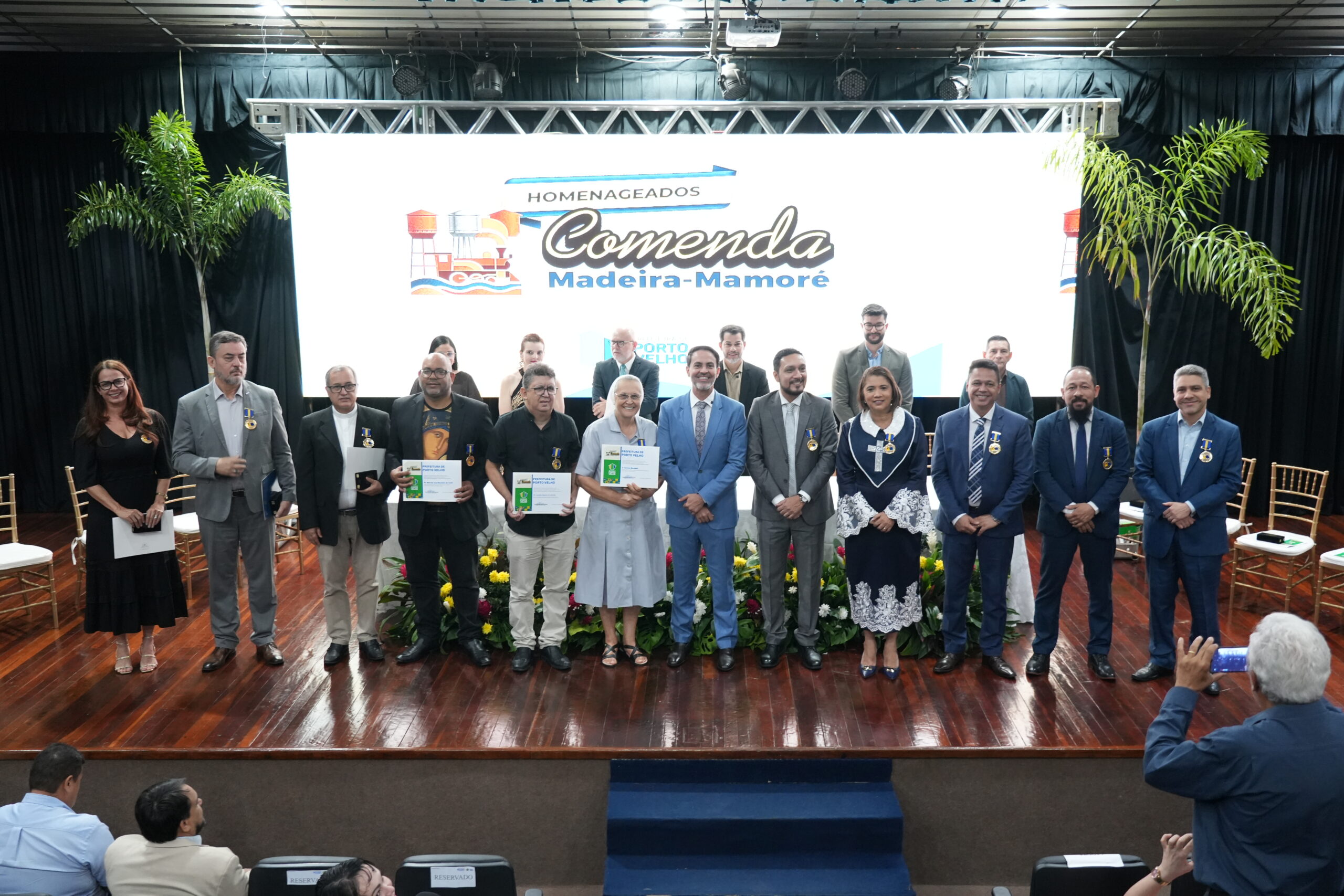 Lideranças religiosas recebem Comenda Madeira-Mamoré em cerimônia emocionante em Porto Velho